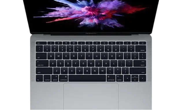 MacBook Pro at Yipada